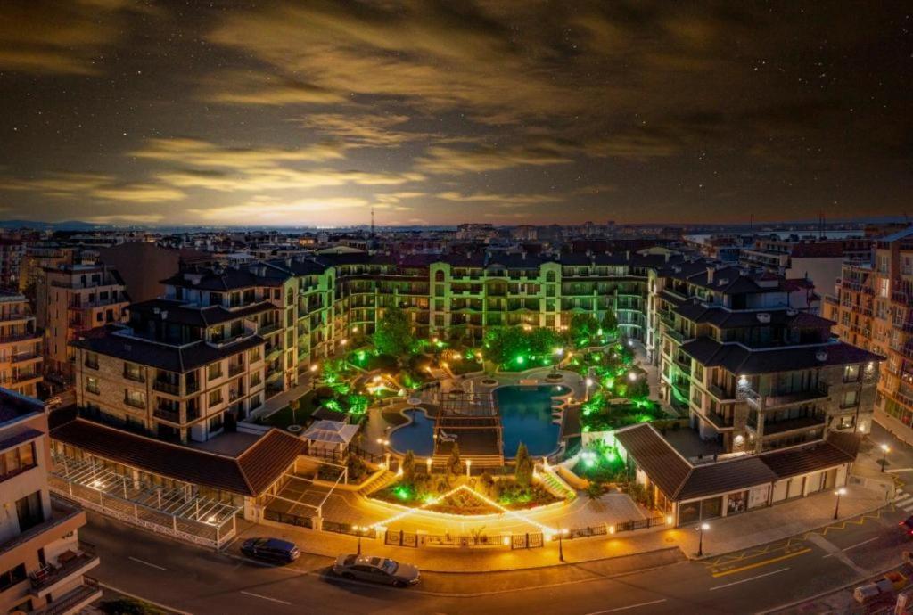 Апарт отель Boutique Rose Gardens Поморие Экстерьер фото